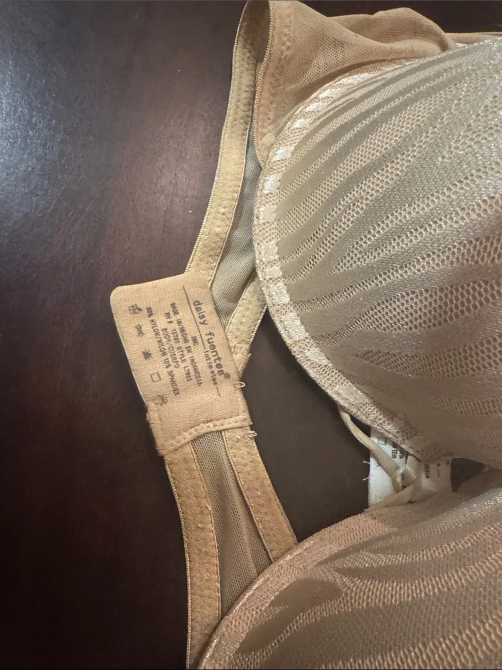 Daisy Fuentes 2 -Beige/white Zebra-Print Push-Up Bras 38 C